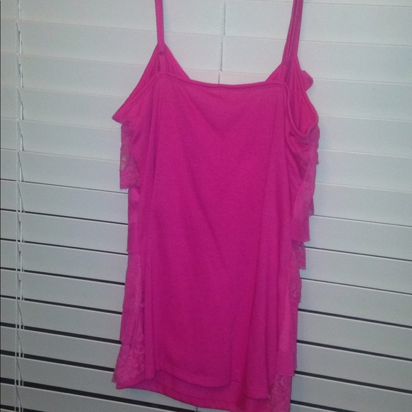 Ruffled Tank Top - Picture 3 of 4